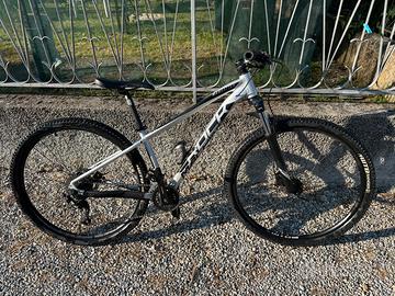 Bicicletta Rock Machine 90/29