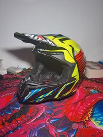 CASCO MOTOCROSS AIROH!