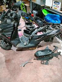 Aprilia sxr 50 per ricambi 