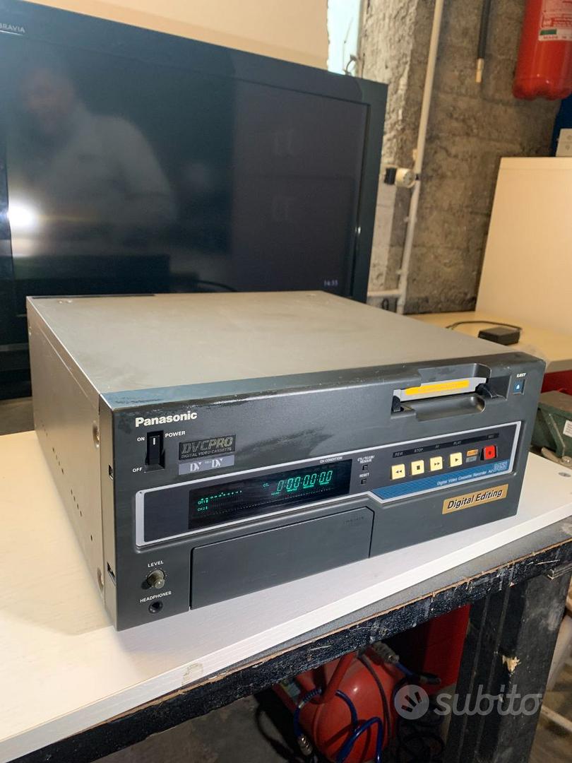 PANASONIC DVCPRO AJ-D455 - Audio/Video In vendita a Bergamo