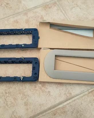 Cestelli e placche BTicino