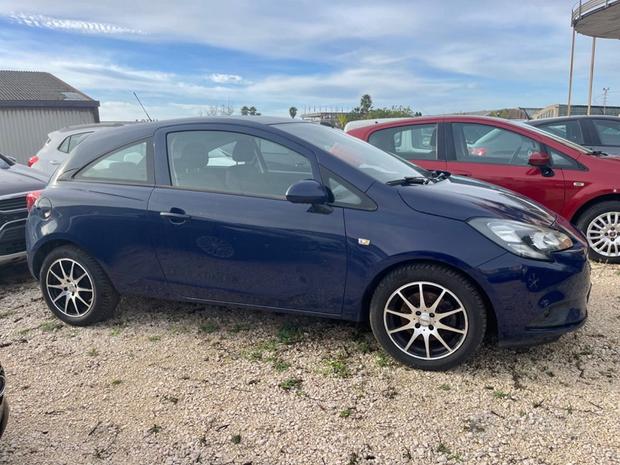 OPEL Corsa 1.3 CDTI Coupé b-Color