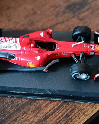 Ferrari miniatura 