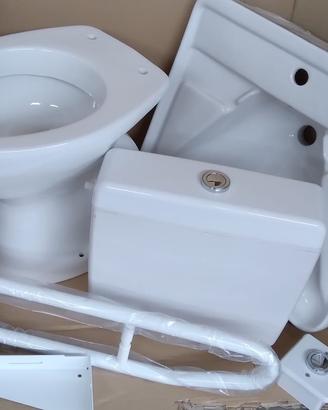 Bagno disabili con cassetta zaino