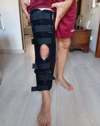Ginocchiera ortopedica tutore arto inferiore 