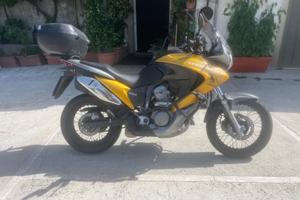 Honda Transalp 700