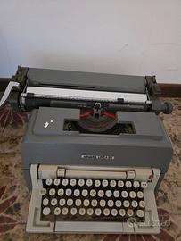 macchina da scrivere olivetti linea 98