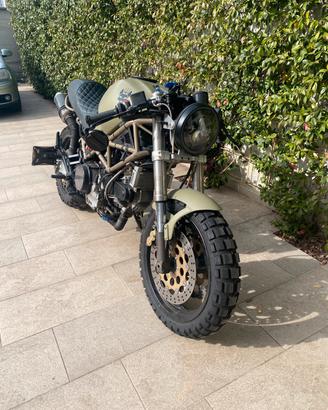 Ducati monster 900 del 1996 cafè racer militare