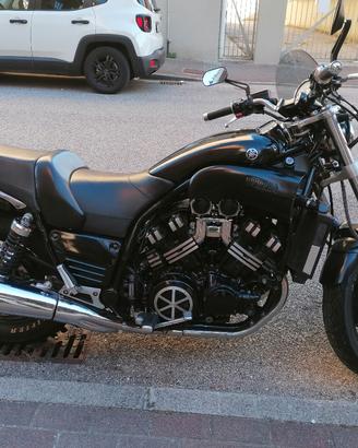 yamaha-v max 1200