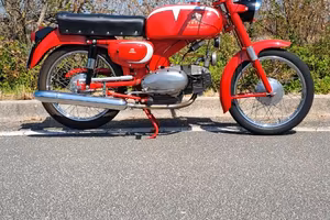 Splendido Motobi 125 Imperiale 4T (1966) -FMI