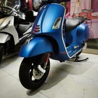 Piaggio Vespa 300 GTS hpe SUPER SPORT