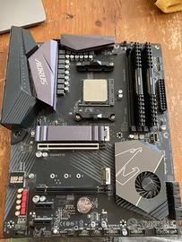 ryzen 7 5800x + scheda madre x570 + 16 gb ram