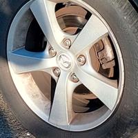 Cerchi e gomme Mazda