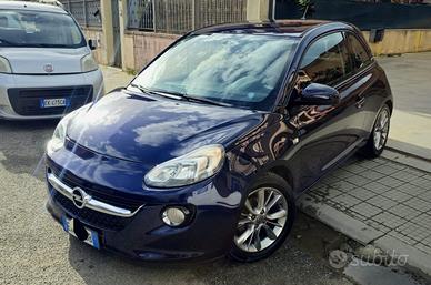 Opel Adam 1.2 70 CV White/Black Link