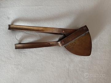 schiacciapatate vintage complemento d'arredo