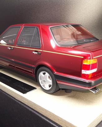 Lancia Thema 8.32  Topmarques