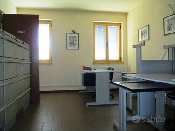 Immobile di 80 m² con 2 locali a Capannori