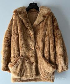 Cappotto in pelliccia di lontra