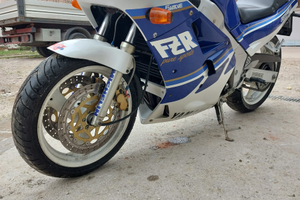 Yamaha fzr 1000 genesis