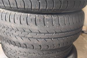 pneumatici 165 65 15