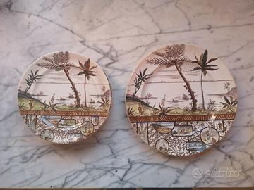Piatti antichi da collezione con appenderia