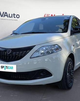 Lancia Ypsilon 1.0 FireFly 70cv Hybrid Silver...