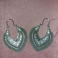 Orecchini in stile tribale 
