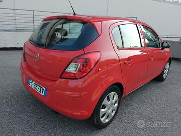 Opel Corsa 1.2 benzina garanzia