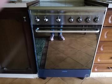 forno e piano cottura a induzione tutto elettrico 