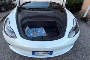 Tesla model 3 dual motor 2021