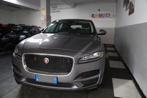 Jaguar F-Pace 2.0 D 180 CV AWD aut. Chequered Flag