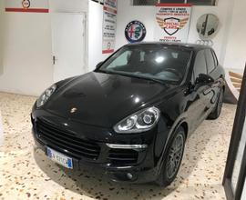 PORSCHE CAYENNE PLATINUM diesel 11/2018 km 90000