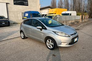 Ford Fiesta 1.5 TDCi 75CV 5 porte Titanium
