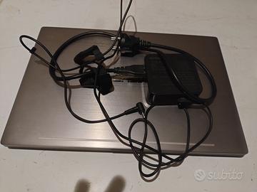 Notebook Asus I7 7500U