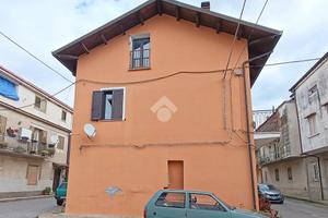 4 LOCALI A CROPANI