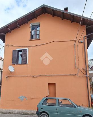 4 LOCALI A CROPANI