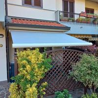 Tenda da sole con cassonetto totale