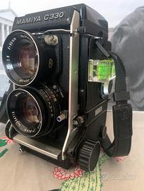 Mamiya C330 con 80 blue dot
