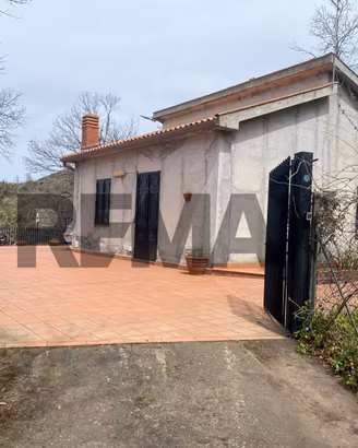 Villa o villino - Adrano