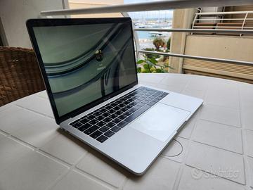 MacBook Pro 13" 2017 | 8GB RAM | 256GB | Bicolore