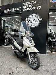 Beverly tourer 300 Vendita in Moto e scooter