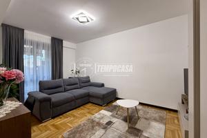 AMPIO TRILOCALE CON BALCONE E BOX