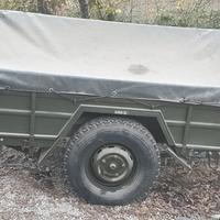 Rimorchio militare come nuovo da amatore targato