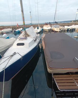 Cabinato a vela senza posto barca