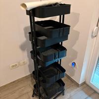 Carrello portaoggetti trattabile