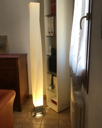 Piantana lampada da terra FABBIAN TWIRL