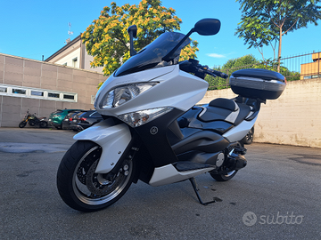 Yamaha tmax 500 2010 white max