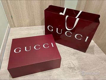 Busta più scatola Gucci bordeaux 46 × 38 × 15