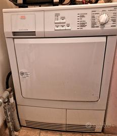 Asciugatrice AEG