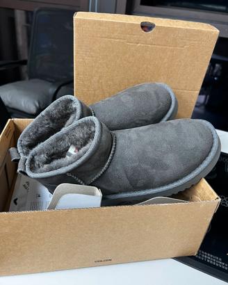 Stivali da neve UGG Mini, grigi 40